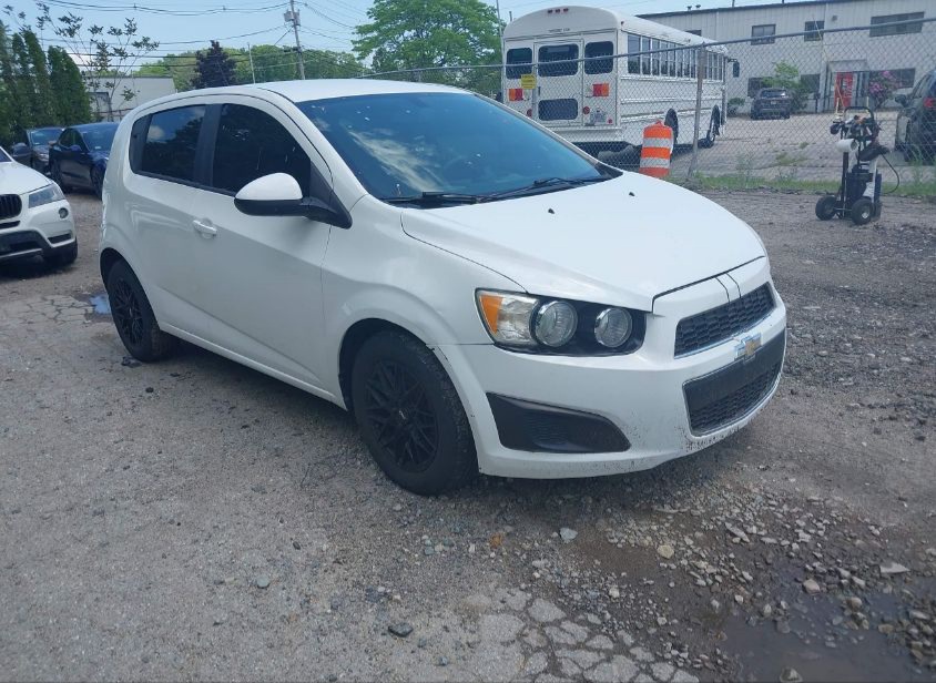 Chevrolet SONIC 2016