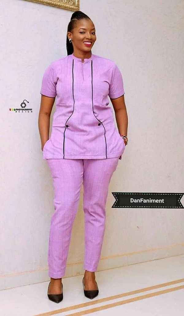 Classic women Traditional Attire